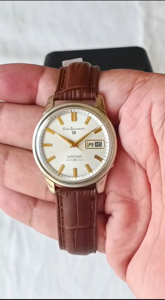 Seiko Sportsmatic watch